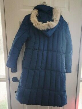 VTG Long Quilted Puffer Coat with Fur Trim Hood - Blue